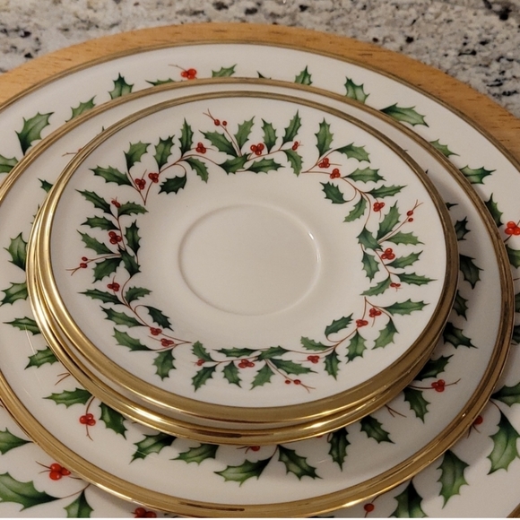 Lenox 🎄 Holiday 5 pieces placesetting new and authentic - Picture 4 of 11